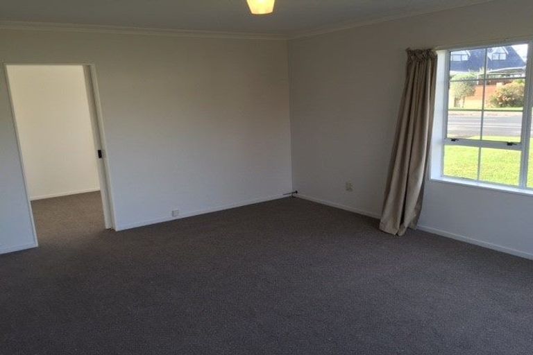 Photo of property in 21a Riverside Road, Orewa, 0931
