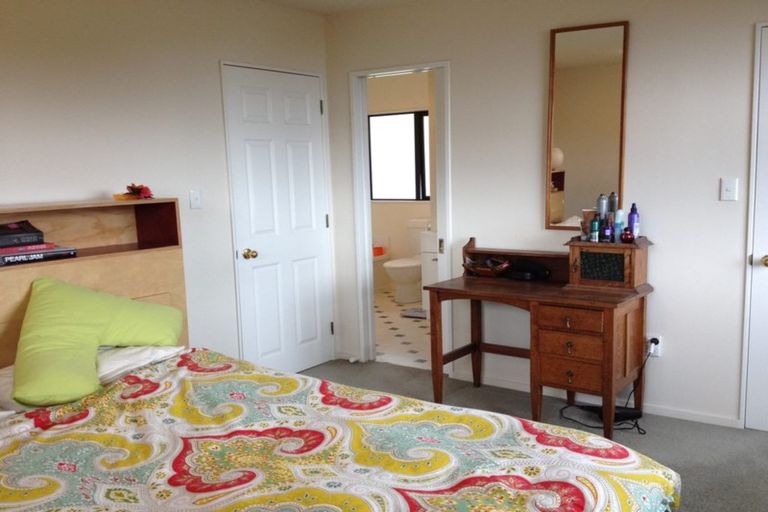 Photo of property in 22 Jordan Street, Island Bay, Wellington, 6023