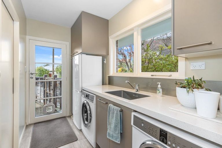 Photo of property in 10 Woodford Terrace, Ilam, Christchurch, 8053