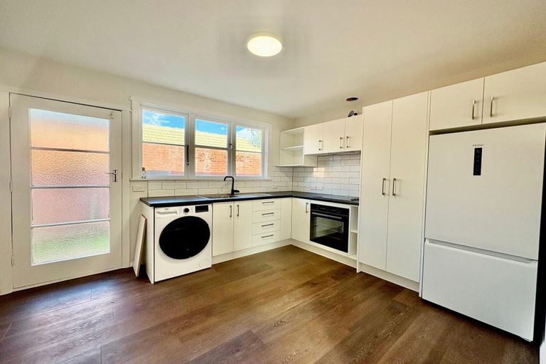 Photo of property in 4/3 Huia Grove, Elderslea, Upper Hutt, 5018