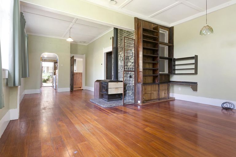 Photo of property in 15 Bridge Street, Tirau, 3410