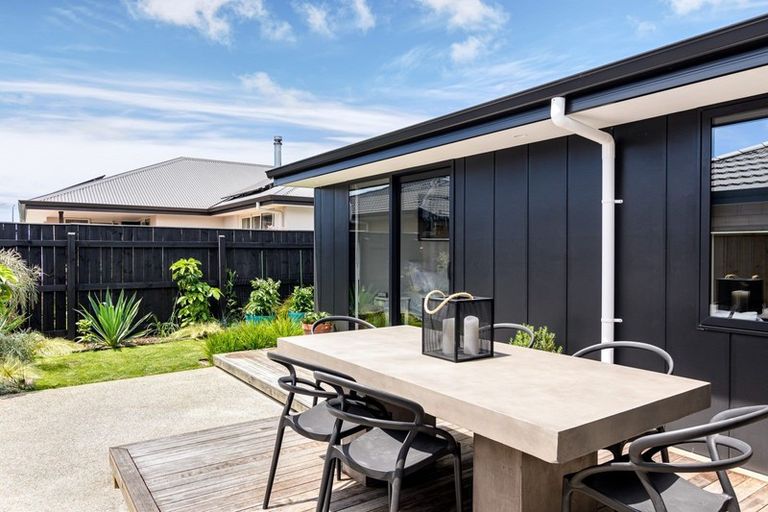 Photo of property in 27 Kuini Place, Motueka, 7120