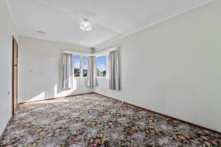 Photo of property in 9a Chilman Street, Strandon, New Plymouth, 4312