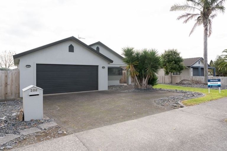 Photo of property in 208 Thomas Road, Rototuna North, Hamilton, 3210