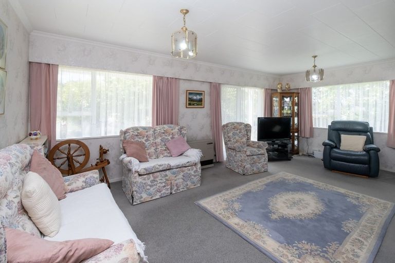 Photo of property in 4 Oswald Place, Stratford, 4332