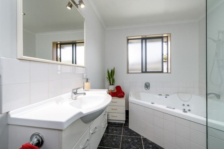 Photo of property in 23 Sanderlane Drive, Motueka, 7120