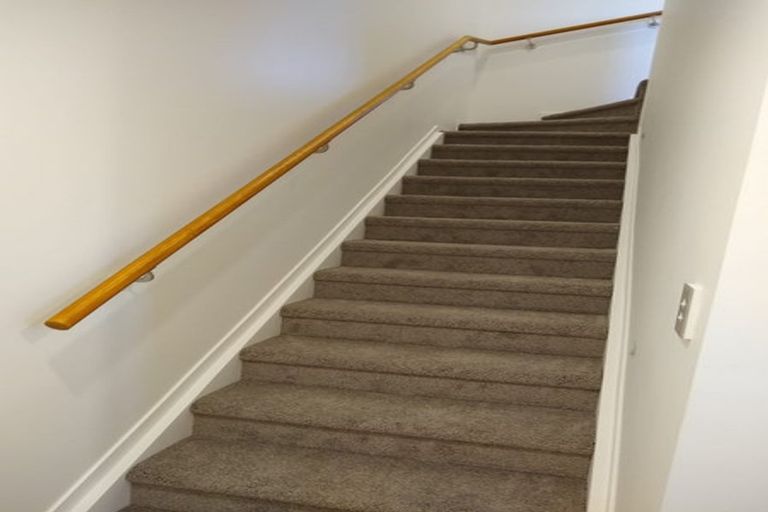 Photo of property in 35 Sun Orchid Avenue, Wiri, Auckland, 2104