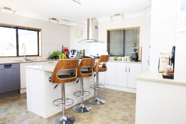 Photo of property in 18 Avonbank Place, Marybank, Nelson, 7010