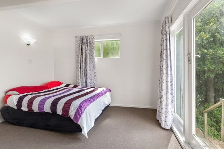 Photo of property in 10 Queens Drive, Kilbirnie, Wellington, 6022