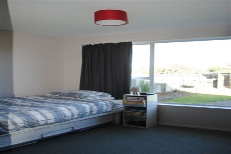 Photo of property in 19 Bidwell Place, Hillmorton, Christchurch, 8025