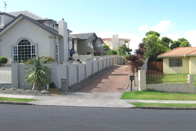 Photo of property in 43 Picasso Drive, West Harbour, Auckland, 0618
