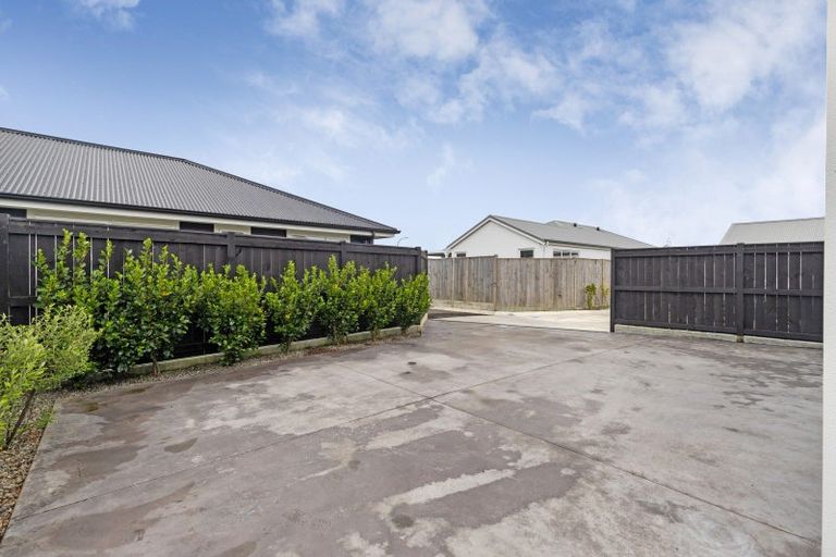Photo of property in 7 Gratitude Way, Kelvin Grove, Palmerston North, 4414