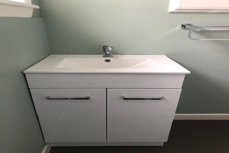 Photo of property in 14 Vicki Street, Sockburn, Christchurch, 8042