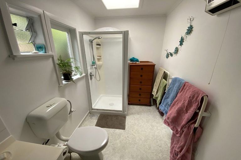 Photo of property in 266 Beach Road, Campbells Bay, Auckland, 0630