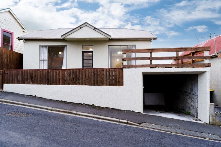 Photo of property in 5 Porteous Street, Mornington, Dunedin, 9011