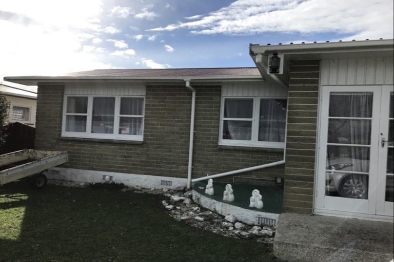 Photo of property in 41 Meadowvale Drive, Levin, 5510