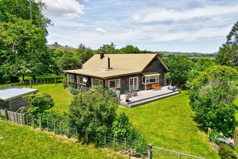 Photo of property in 122 Kaiwhaiki Road, Kaiwhaiki, Whanganui, 4575