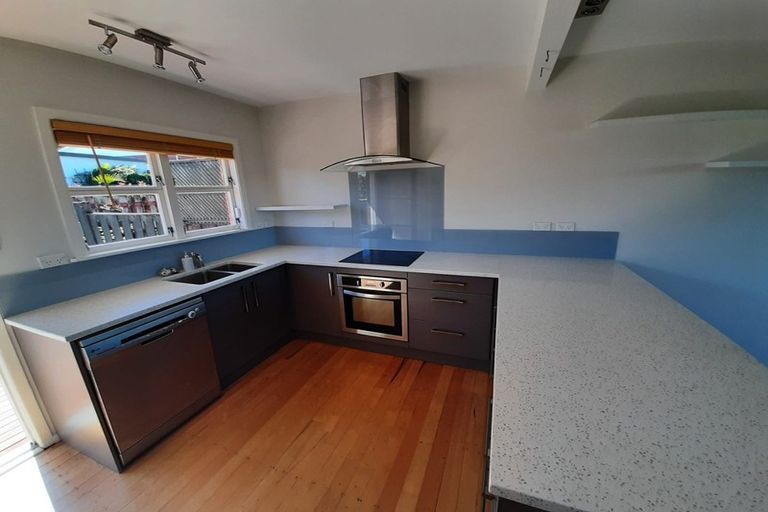 Photo of property in 2/48a Northboro Road, Belmont, Auckland, 0622