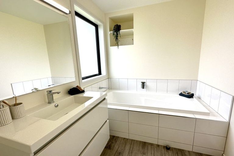 Photo of property in 8 Chatham Rise, Seaward Bush, Invercargill, 9812