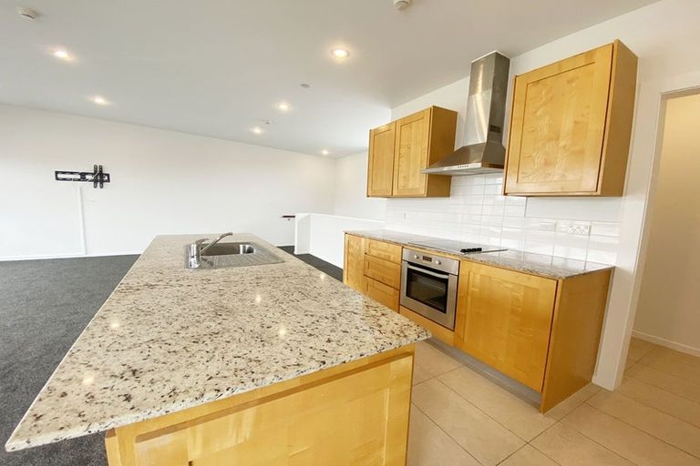 Photo of property in 1/63 Kestev Drive, Flat Bush, Auckland, 2016
