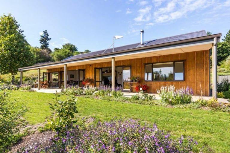 Photo of property in 1/142 Mapara Road, Acacia Bay, Taupo, 3385