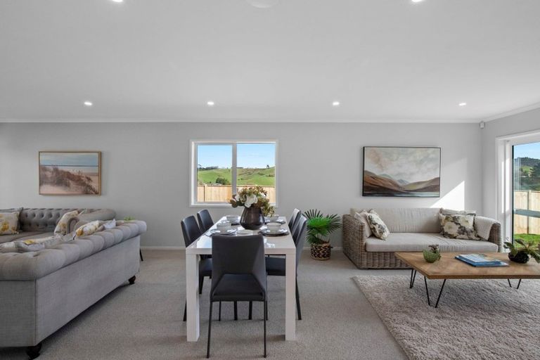 Photo of property in 16 Clark Rise, Pokeno, 2402