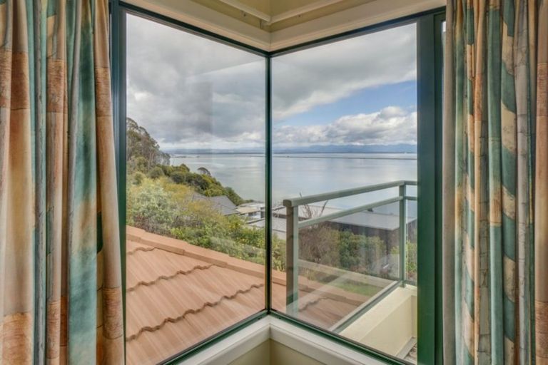 Photo of property in 10 Matuku Place, Atawhai, Nelson, 7010