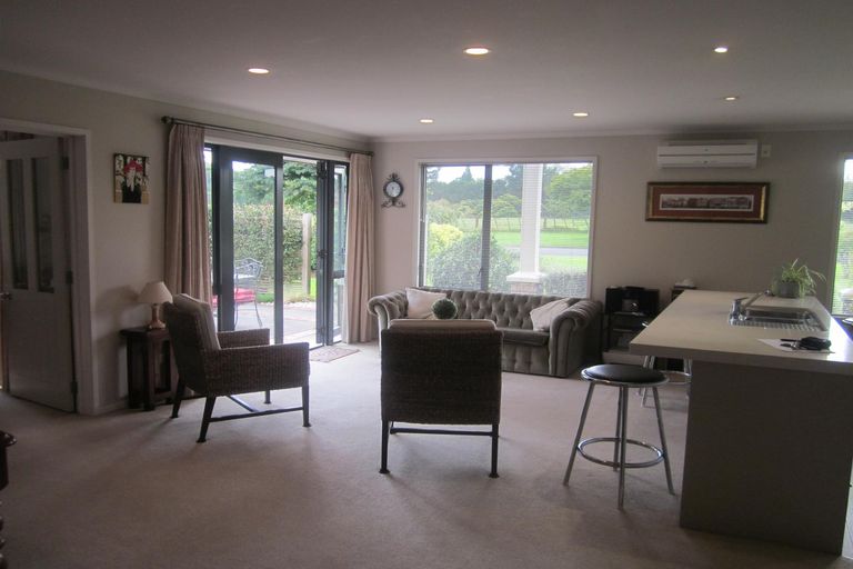 Photo of property in 1 Shaw Street, Leamington, Cambridge, 3432