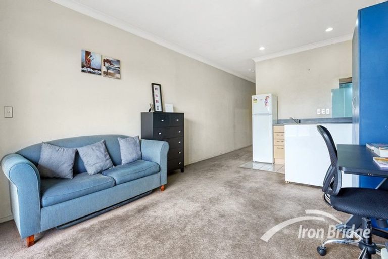 Photo of property in 205/3 Morningside Drive, Morningside, Auckland, 1025