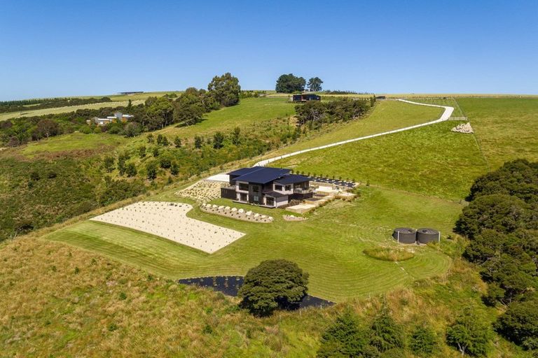 Photo of property in 12 Airstrip Ridge Road, Parkvale, Carterton, 5792