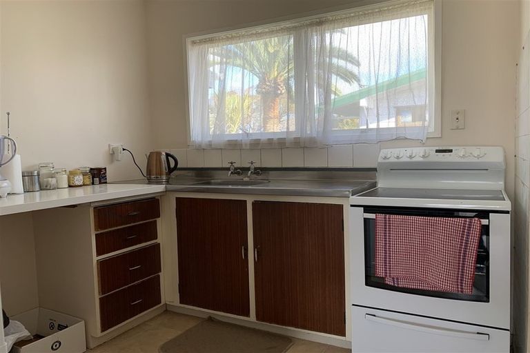 Photo of property in 1/4 Ambury Road, Mangere Bridge, Auckland, 2022