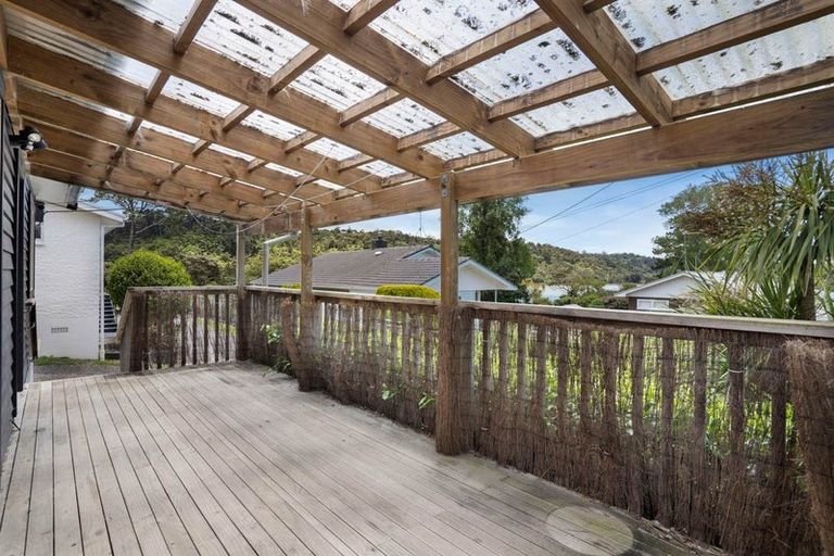 Photo of property in 12 Ranch Avenue, Beach Haven, Auckland, 0626