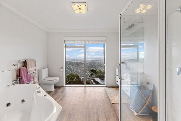 Photo of property in 4 Swanton Drive, Huntsbury, Christchurch, 8022