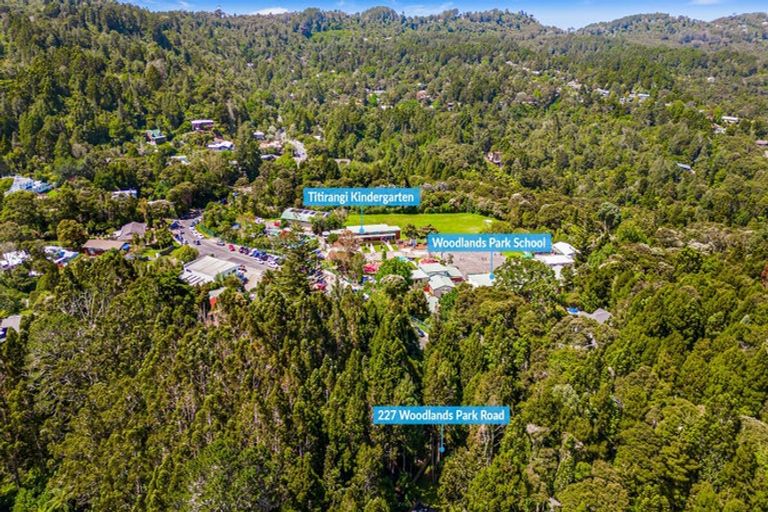 Photo of property in 227 Woodlands Park Road, Titirangi, Auckland, 0604