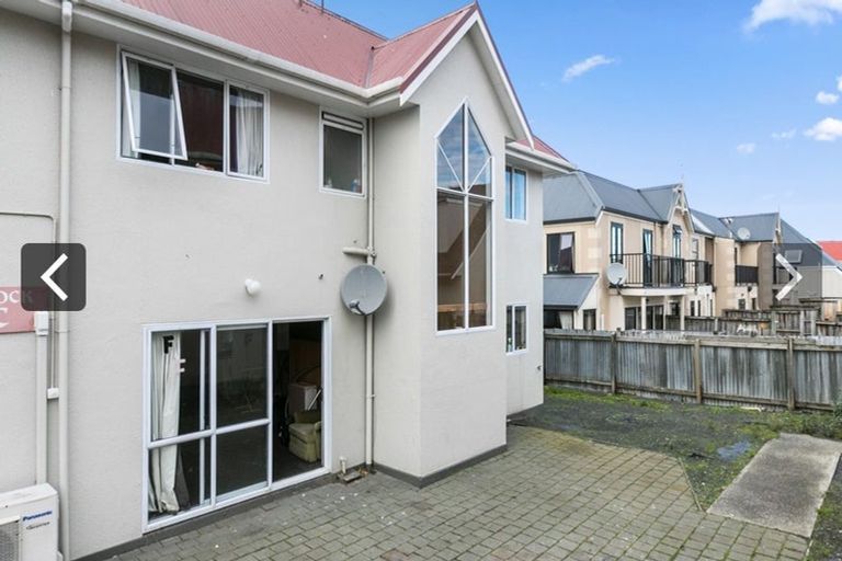 Photo of property in 18f Forth Street, North Dunedin, Dunedin, 9016