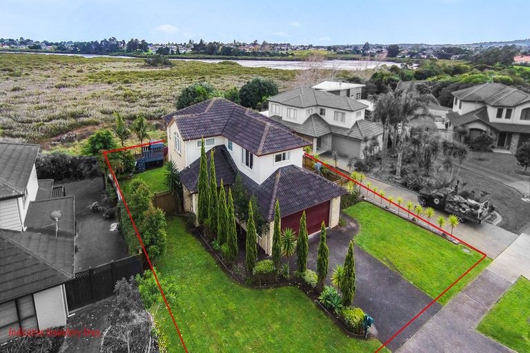 Photo of property in 29 Fergy Crescent, Wattle Downs, Auckland, 2103