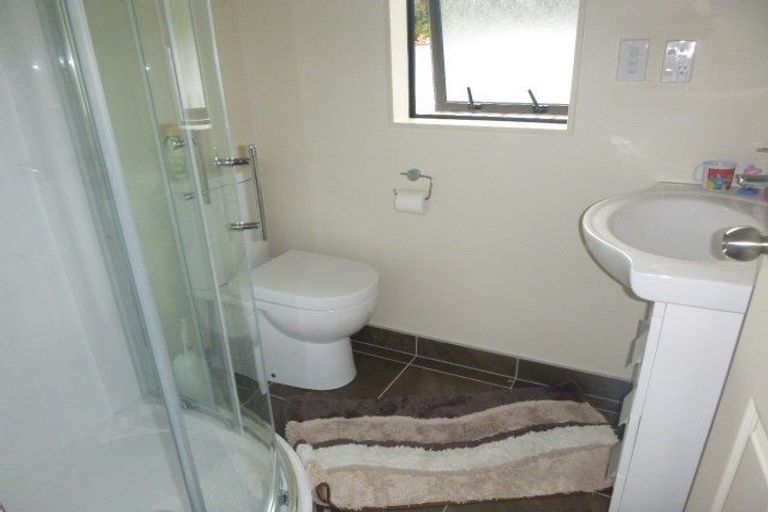 Photo of property in 3 Sun Valley Way, Wainuiomata, Lower Hutt, 5014