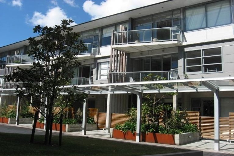 Photo of property in Revolucion Apartments, 304/28s Torrens Terrace, Mount Cook, Wellington, 6011