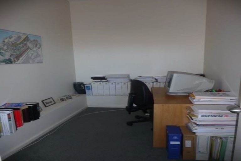 Photo of property in Stadium Garden Flats, 211/107 Thorndon Quay, Pipitea, Wellington, 6011