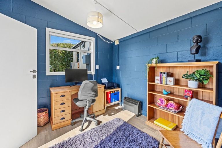 Photo of property in 21 Muritai Terrace, Mount Pleasant, Christchurch, 8081