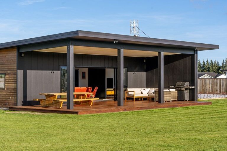 Photo of property in 25 Mill Grove, Clareville, Carterton, 5713