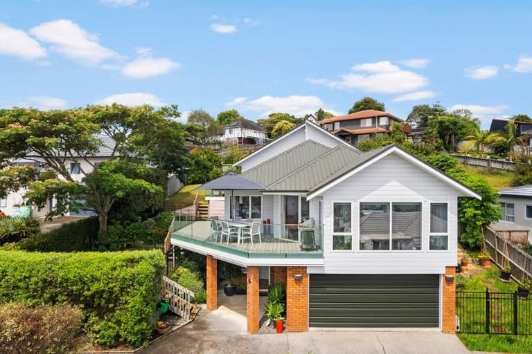 Photo of property in 6 Stephanie Close, Glenfield, Auckland, 0629