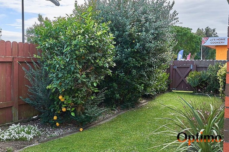 Photo of property in 706a Pioneer Highway, Takaro, Palmerston North, 4412