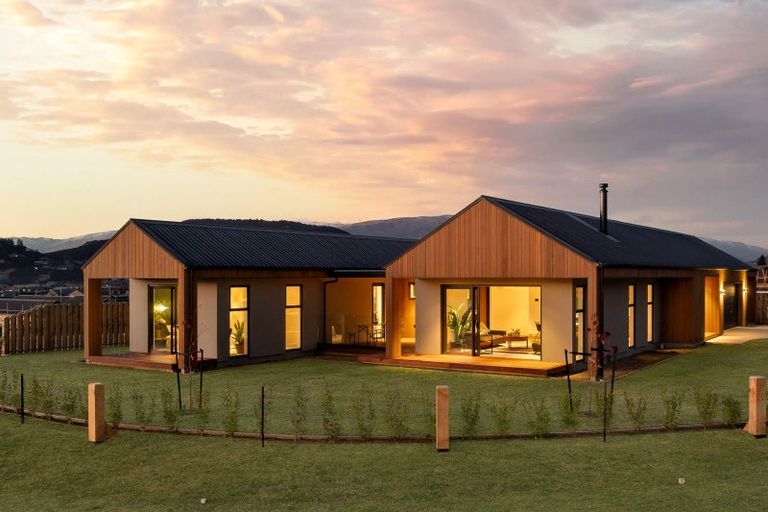 Photo of property in Northlake, 14 Erewhon Crescent, Wanaka, 9305