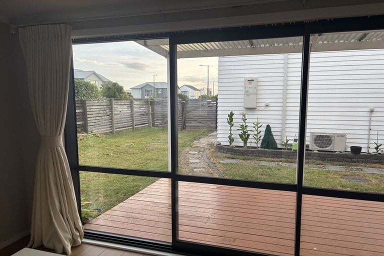 Photo of property in 18 Hopuni Way, Takanini, 2112