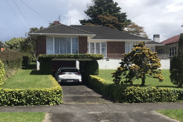 Photo of property in 29 Carnarvon Avenue, Glendowie, Auckland, 1071