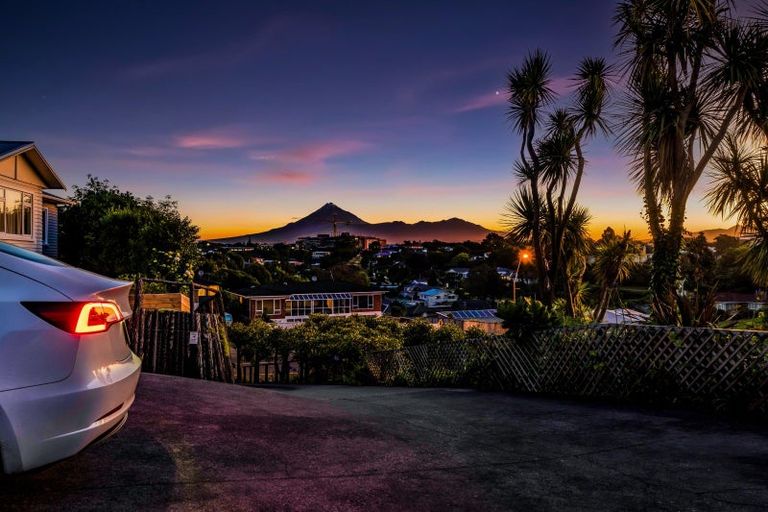 Photo of property in 380a Devon Street West, Lynmouth, New Plymouth, 4310