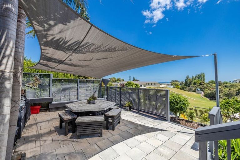 Photo of property in 28 Berghan Road, Coopers Beach, 0420