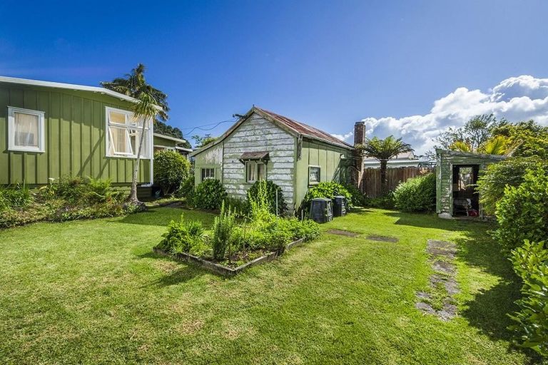 Photo of property in 16 David Street, Bayswater, Auckland, 0622