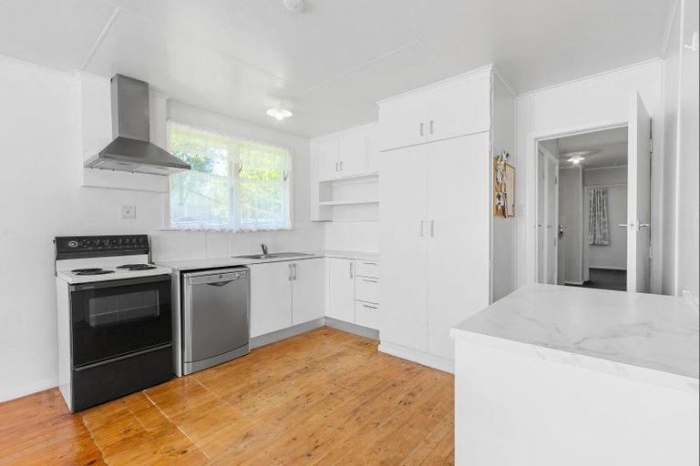 Photo of property in 7 Te Wharekaihua Grove, Turangi, 3334